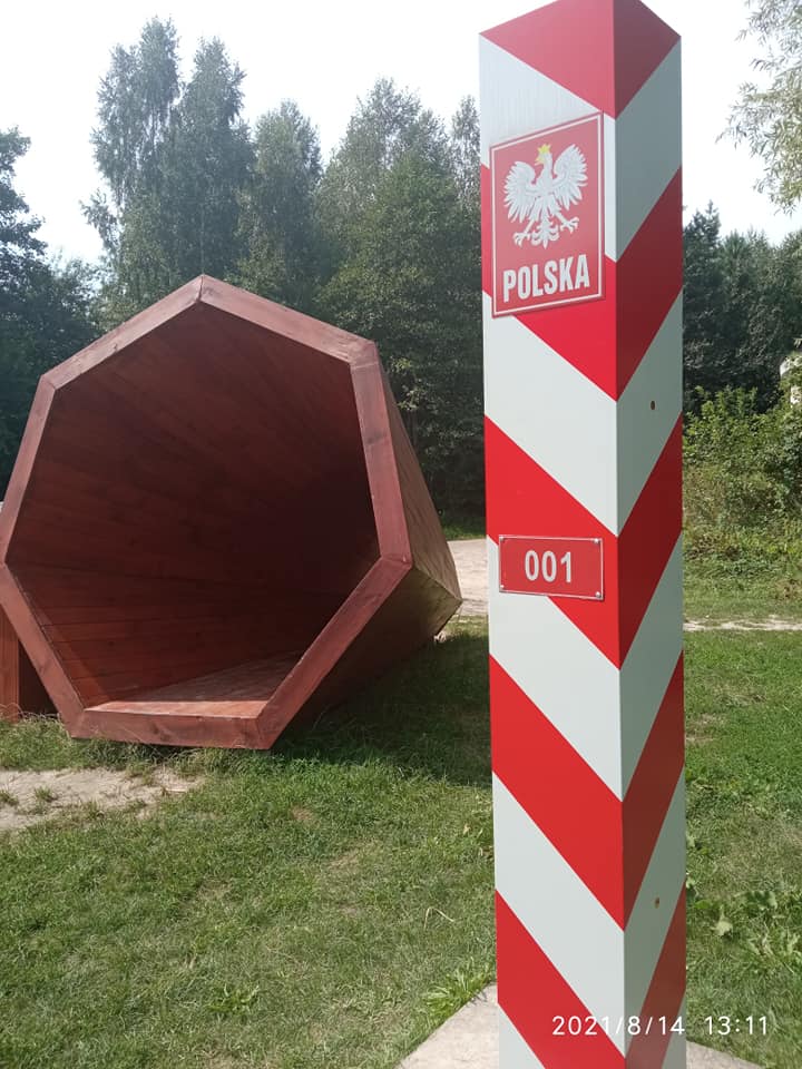 Trójstyk -słupek numer 1 na granicy Polsko-Ukraińsko-Białoruskiej