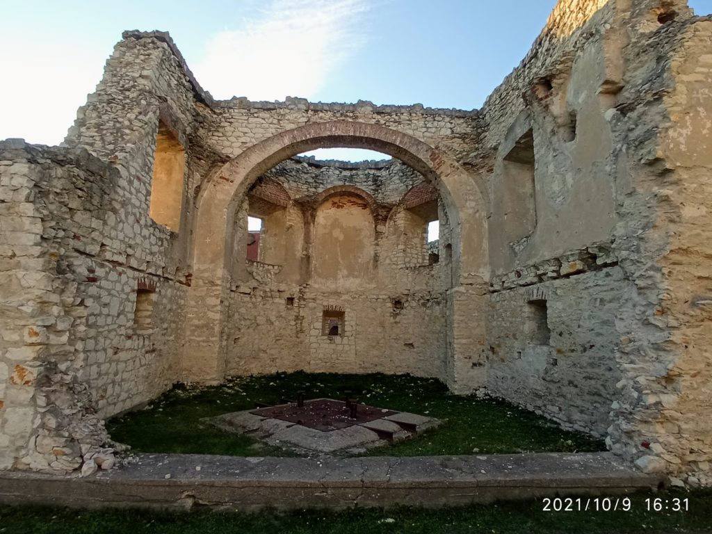 Zamek Firlejów w Janowcu